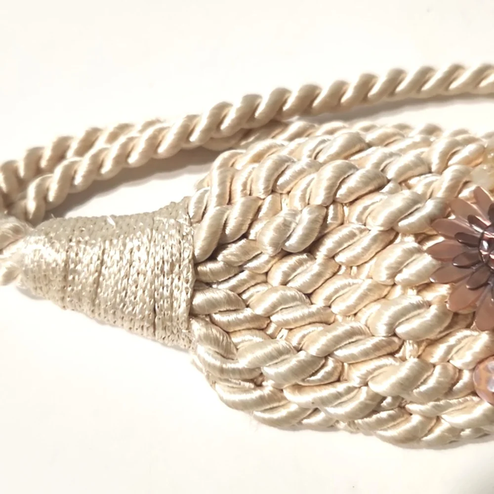 Vintage Stunning Seashell Centerpiece Braided Belt with Beads EUC!